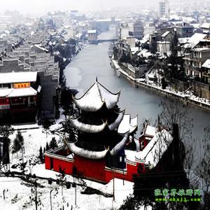 單獨成團P線：（民俗風(fēng)情之旅）張家界、芙蓉鎮(zhèn)、德夯大峽谷、乾州城、鳳凰五日游